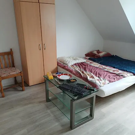 Emil Wienandsstr 18 Hostel